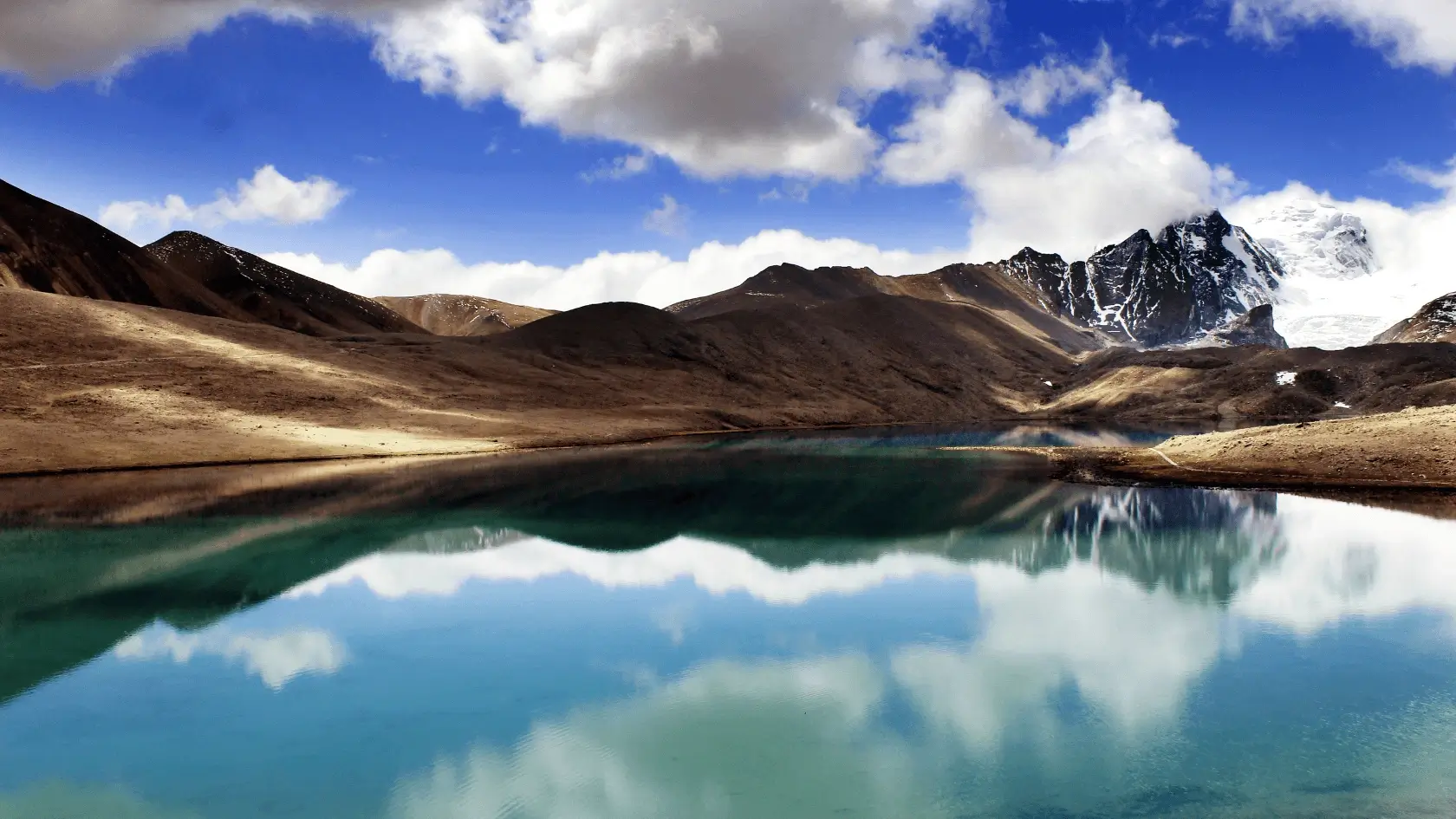 Gurudongmar Lake in Sikkim
