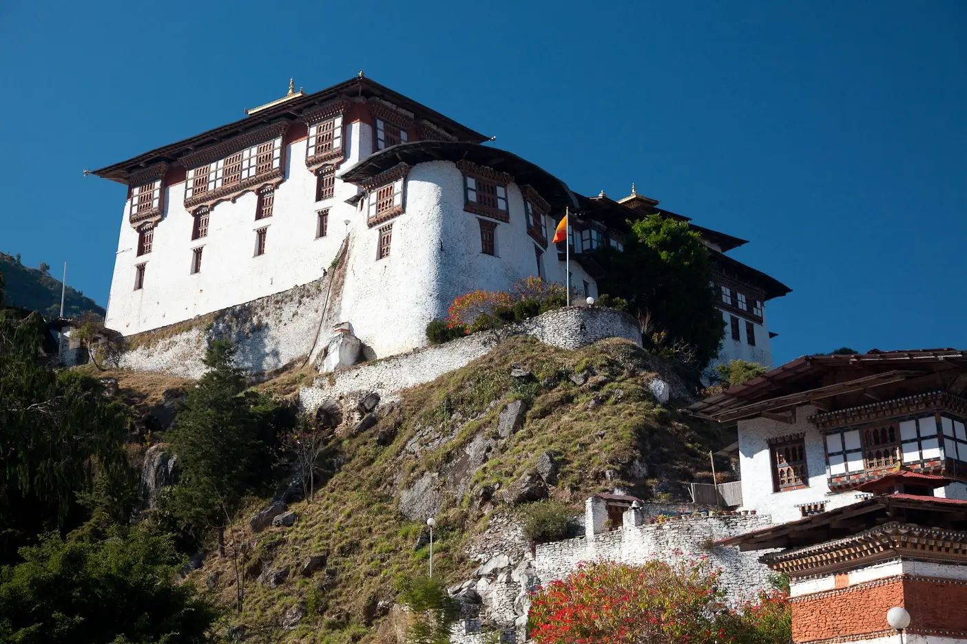 Lhuentse Dzong