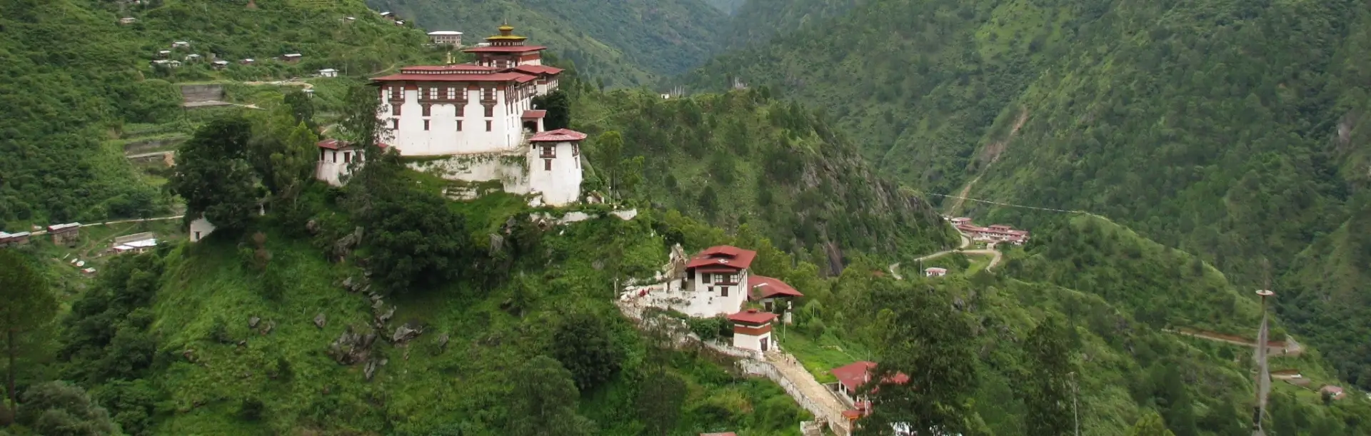 Lhuentse Dzong